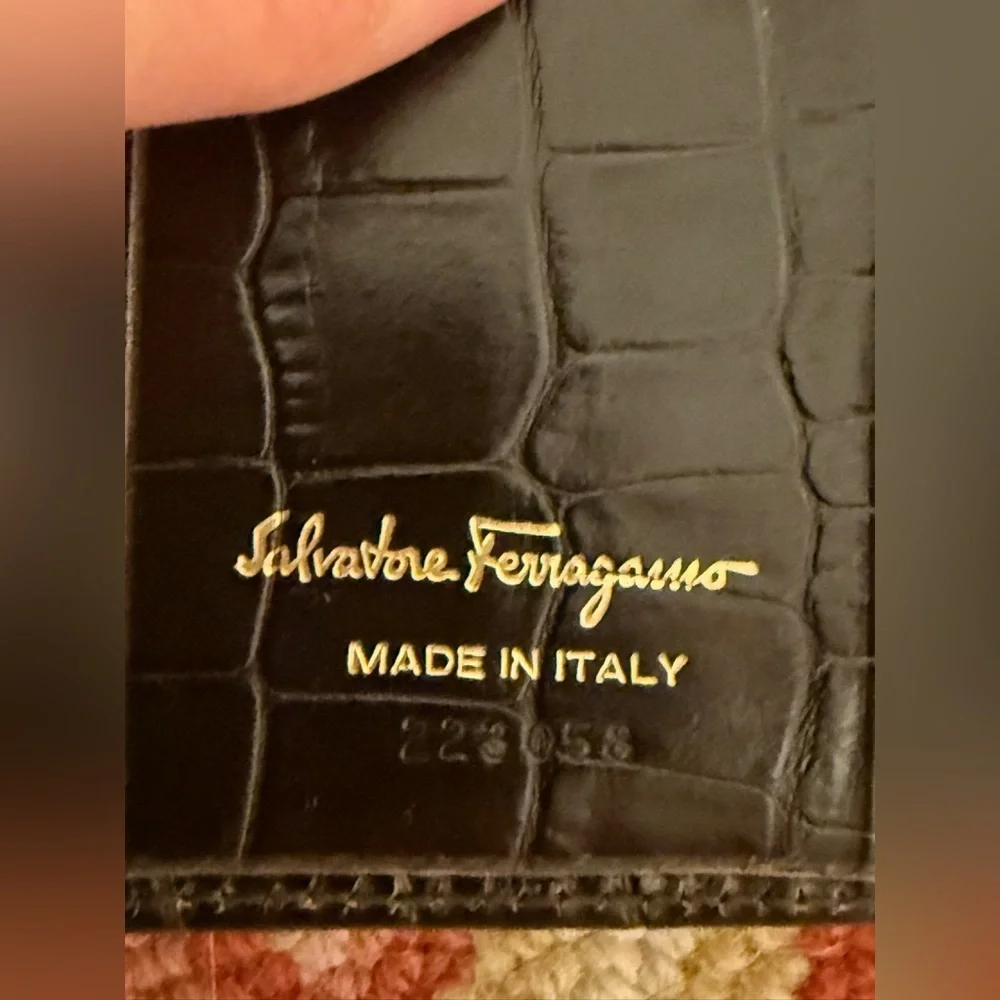 SALVATORE FERRAGAMO Crocodile Brown Embossed Leather Vara Bow French Wallet